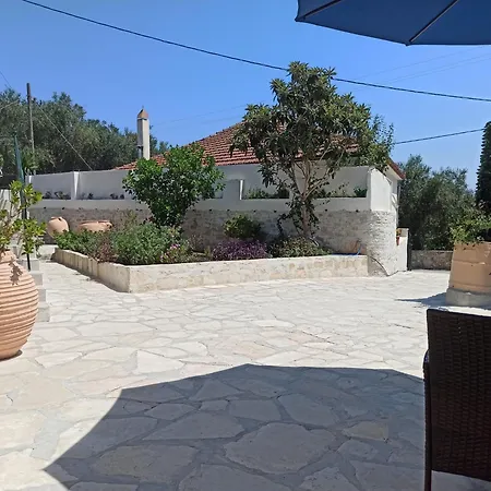 Studio Marianna Holiday home Ozias